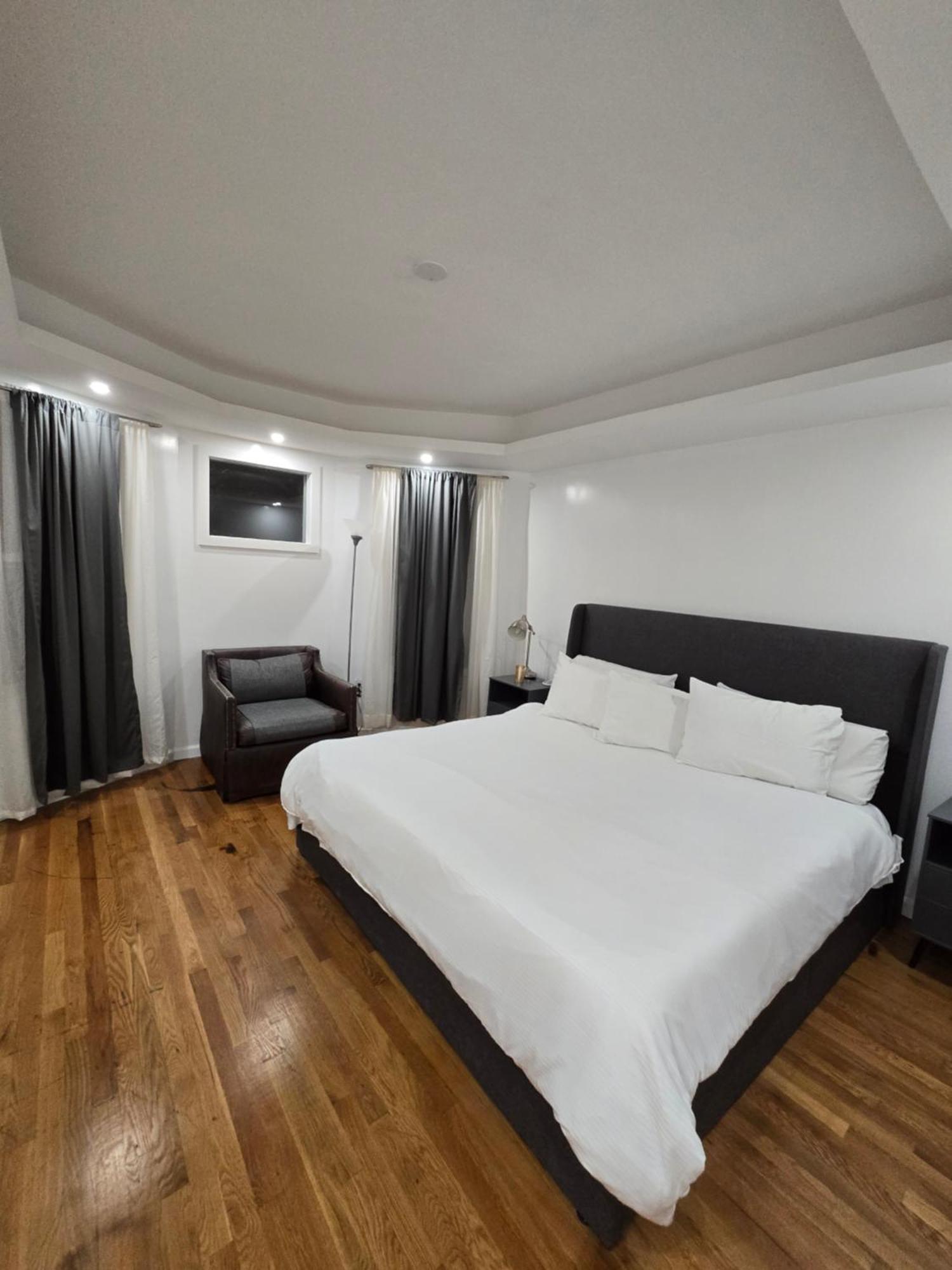Beautiful Boston Bedroom - New Renovation Esterno foto