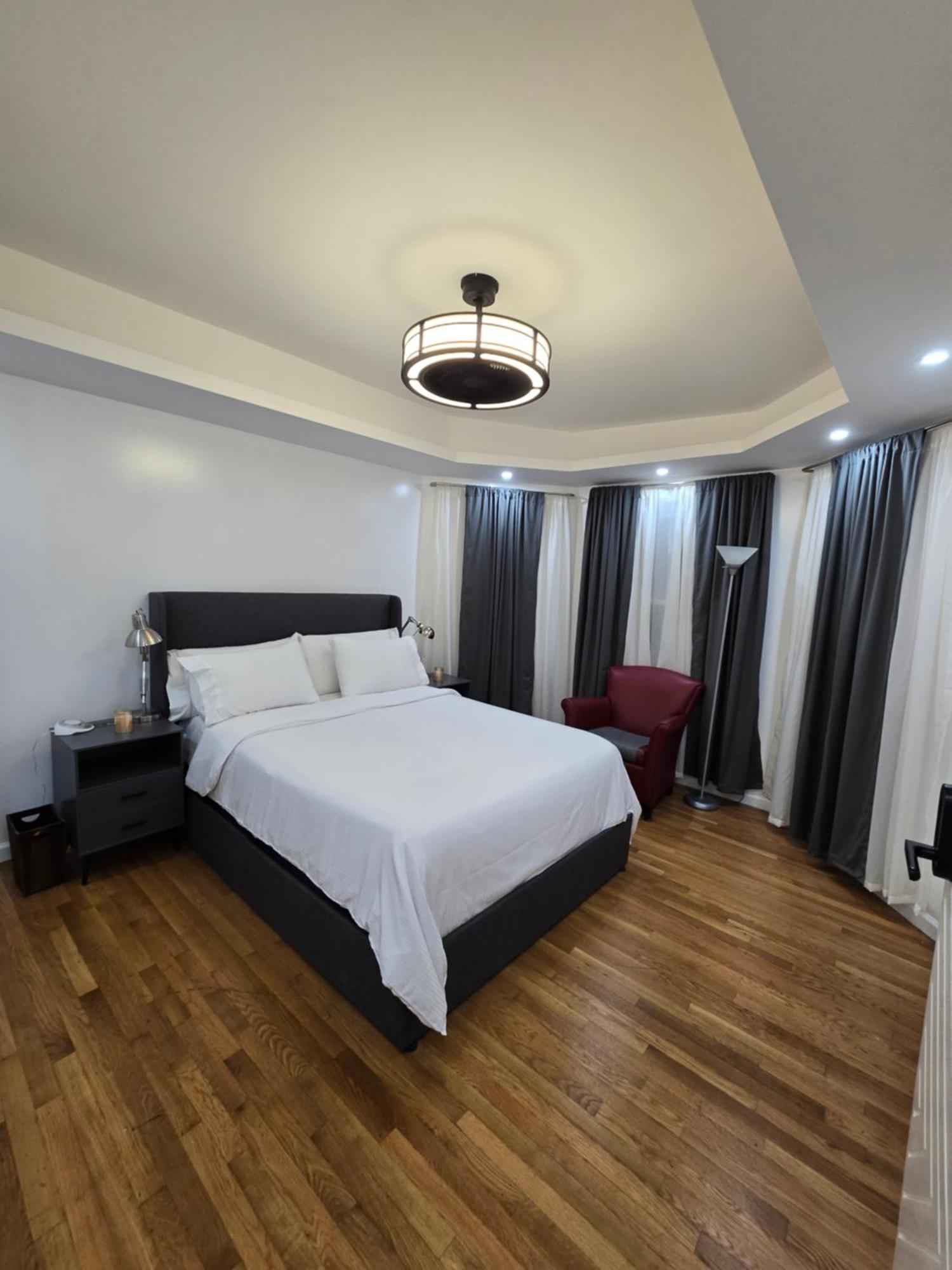 Beautiful Boston Bedroom - New Renovation Esterno foto